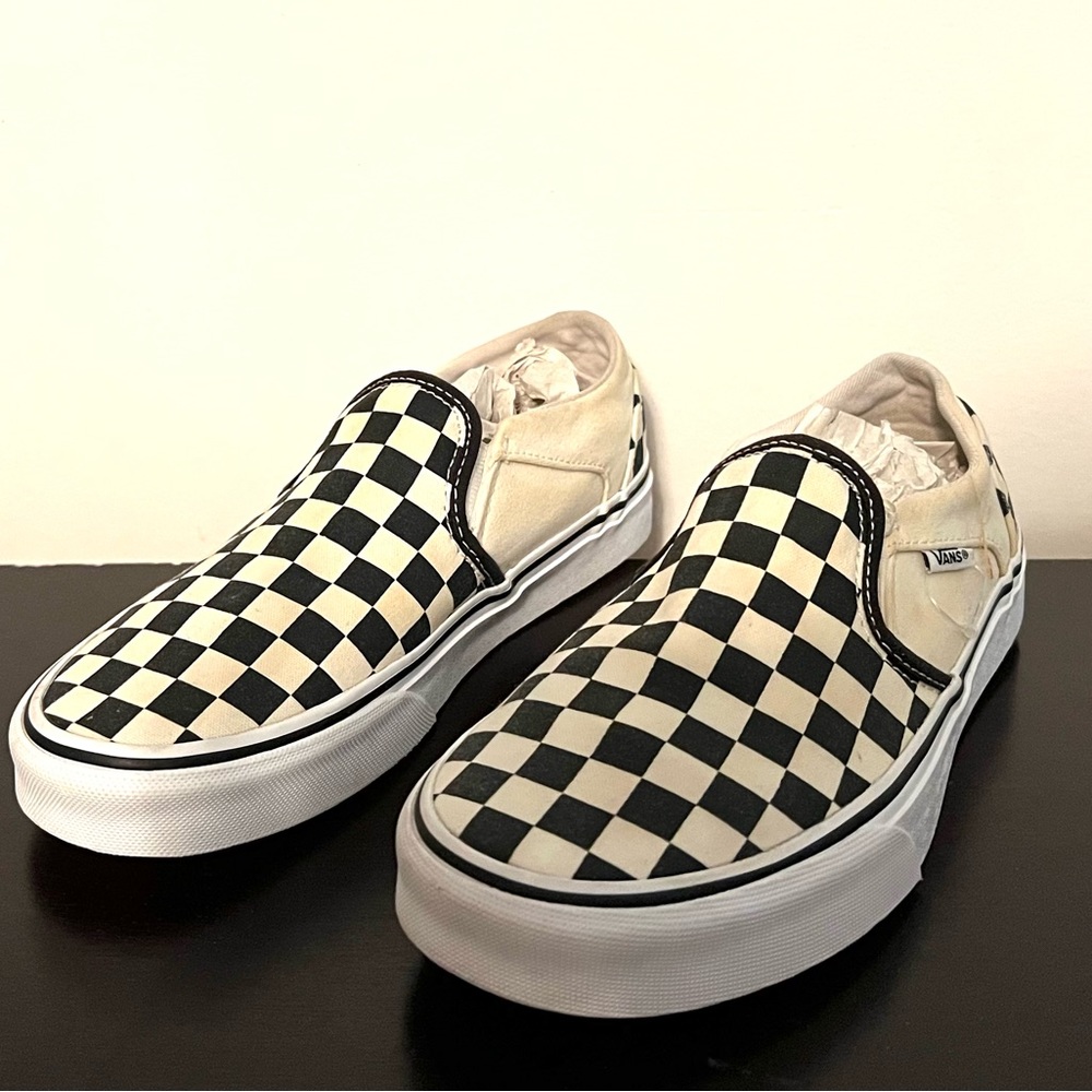 Womens checkered slip on vans size 7.5